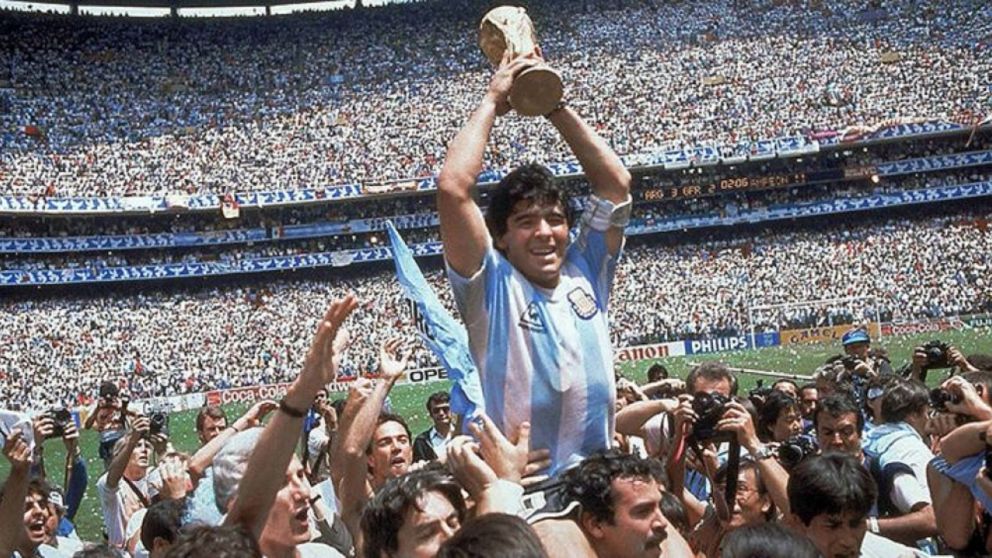 Subasta de Maradona: cómo participar para tener los tesoros del Diez