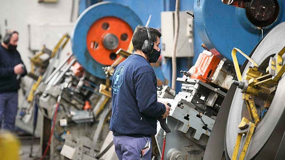 Récord de despidos en la industria.