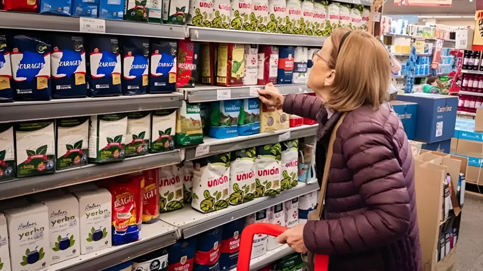Jubilados: cómo utilizar los "Beneficios ANSES" en noviembre para obtener descuentos en las compras. (Imagen ilustrativa).