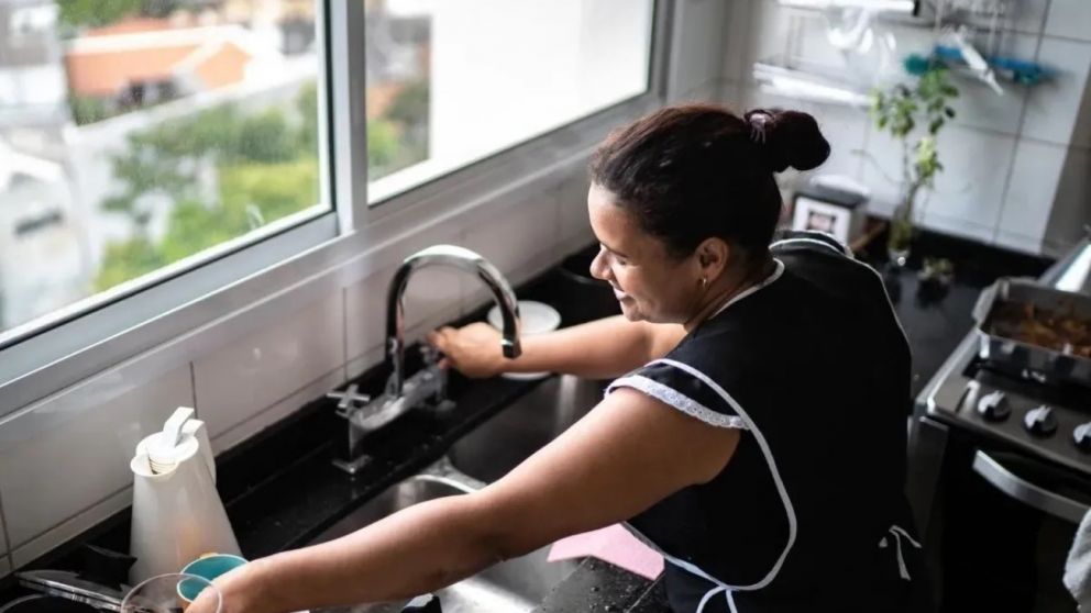 Salarios del servicio doméstico en febrero 2026: qué se paga por hora