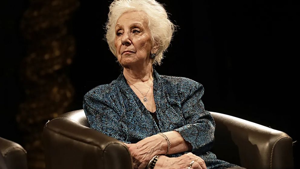 Para Estela de Carlotto, “las políticas de Estado las deben manejar los civiles”