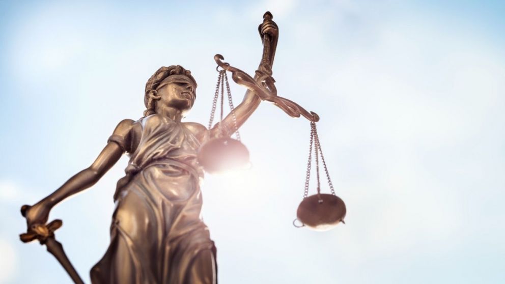 La justicia es fundamental para la sociedad civil, para su misma supervivencia