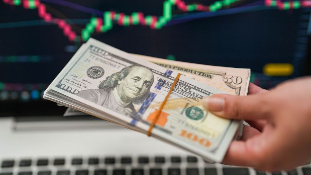 Toma de ganancias en acciones, ADRs y bonos