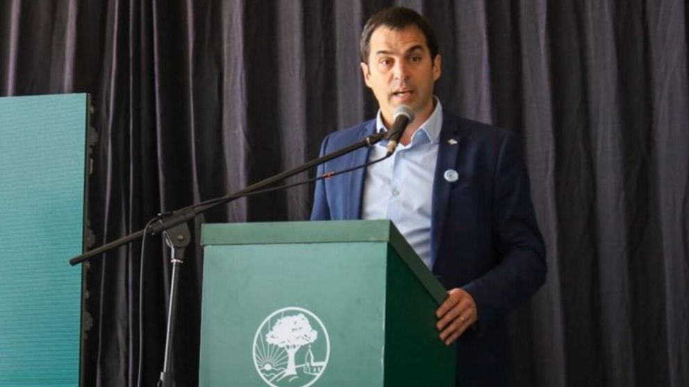 Llueven denuncias contra el intendente de San Isidro, Ramón Lanús.