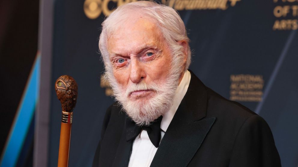 "El amor es la razón más importante por la que no me he convertido en un gruñón hermético", sostuvo Dick Van Dyke