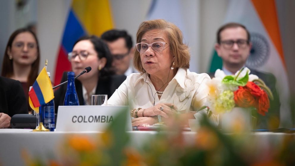 Colombia advierte sobre la amenaza de la presencia militar de EE.UU. en Am�rica Latina