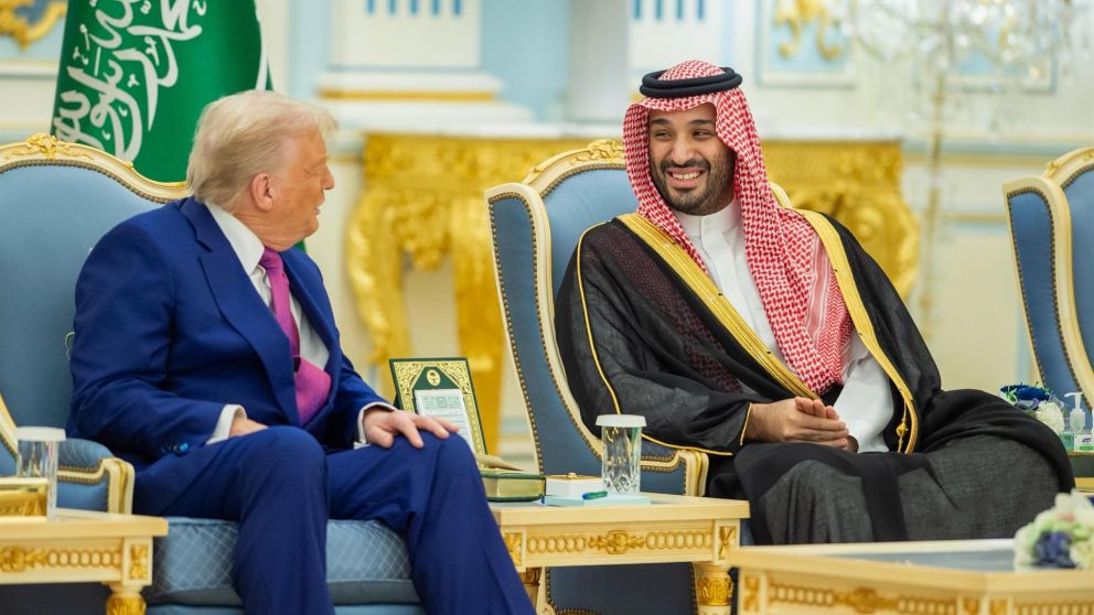 Arabia Saudí ha decidido elevar su inversión en Estados Unidos a un billón de dólares para el próximo año, según anunció el presidente Donald Trump.