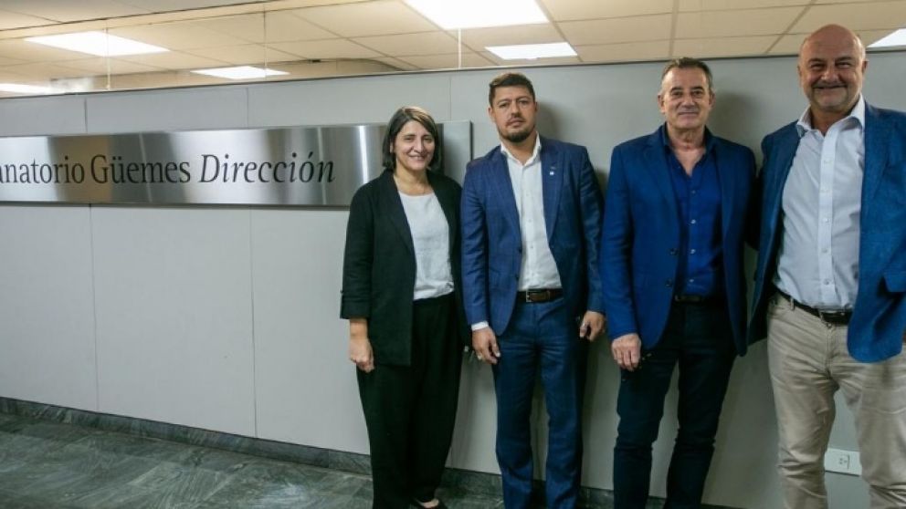 Firma de convenio entre la Obra Social de Trabajadores del Petróleo y Gas Privado del Chubut y el Sanatorio Güemes de Buenos Aires