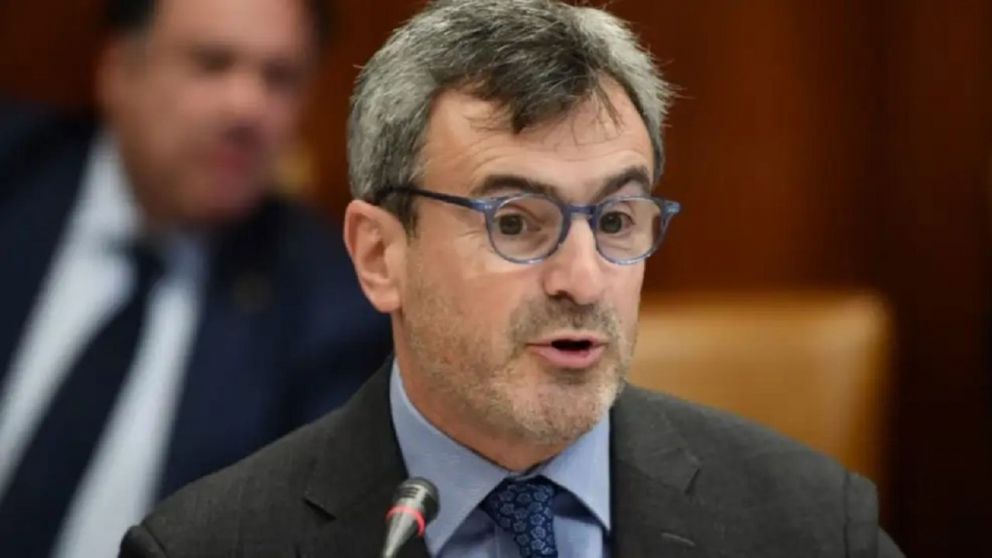 El presidente de la UIA, Martín Rappallini, pidió reformas tributarias que permitan formalizar y sumar más contribuyentes.