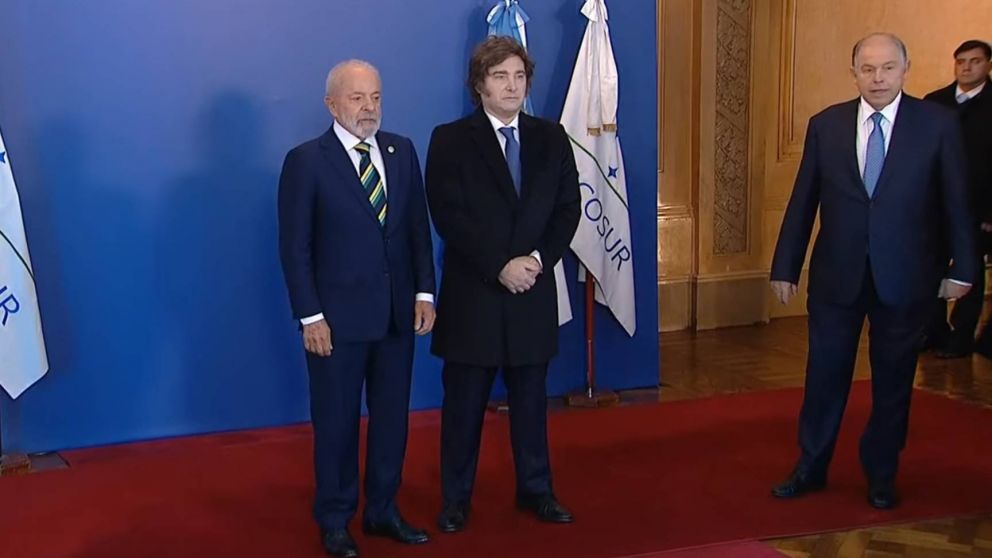 Javier Milei y Lula da Silva participan de la cumbre del Mercosur en julio de 2025