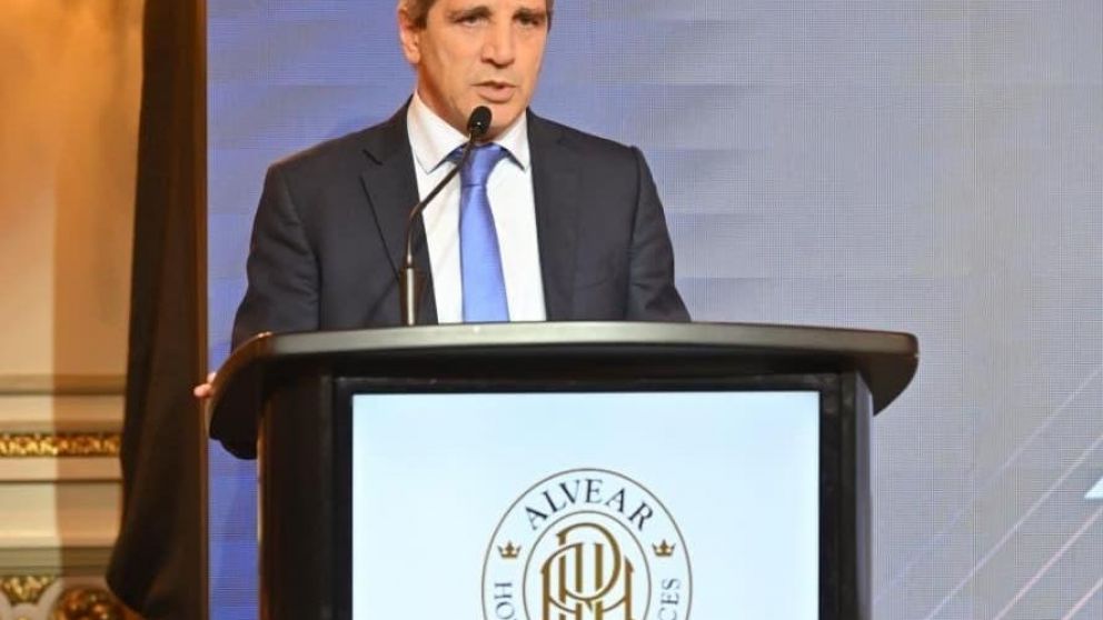 Caputo anticipó que se ampliará la deducción del Impuesto a las Ganancias por la contratación de seguros de vida con capitalización y seguros de retiro.