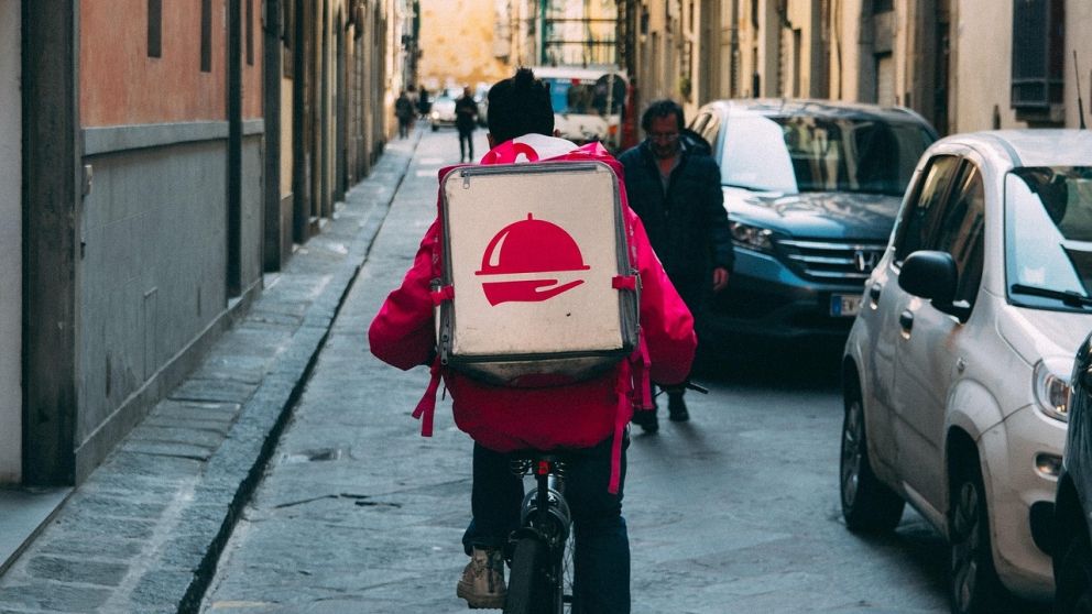 Miles de personas dependen hoy de apps de reparto, transporte o servicios digitales para generar ingresos