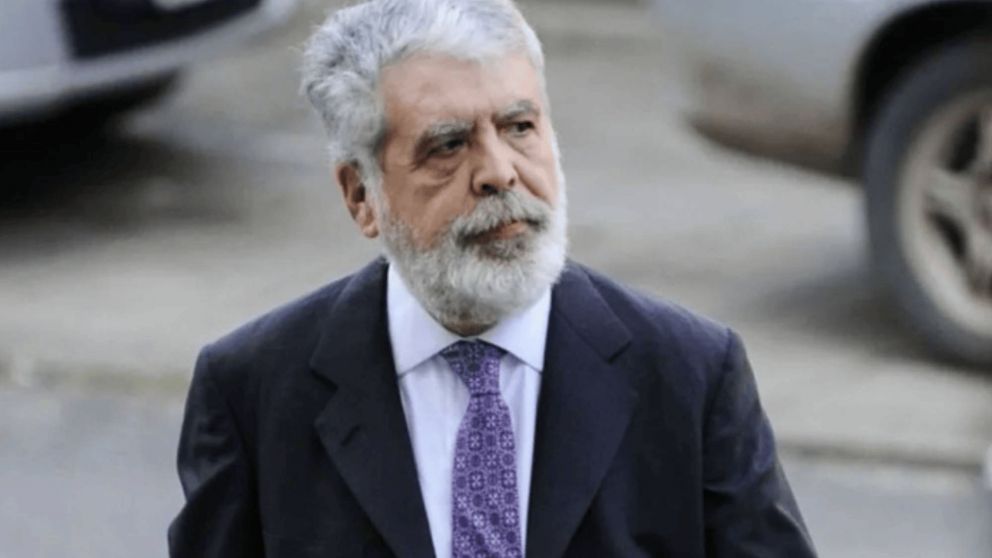 Julio De Vido fue condenado a cuatro años de prisión por la tragedia de Once