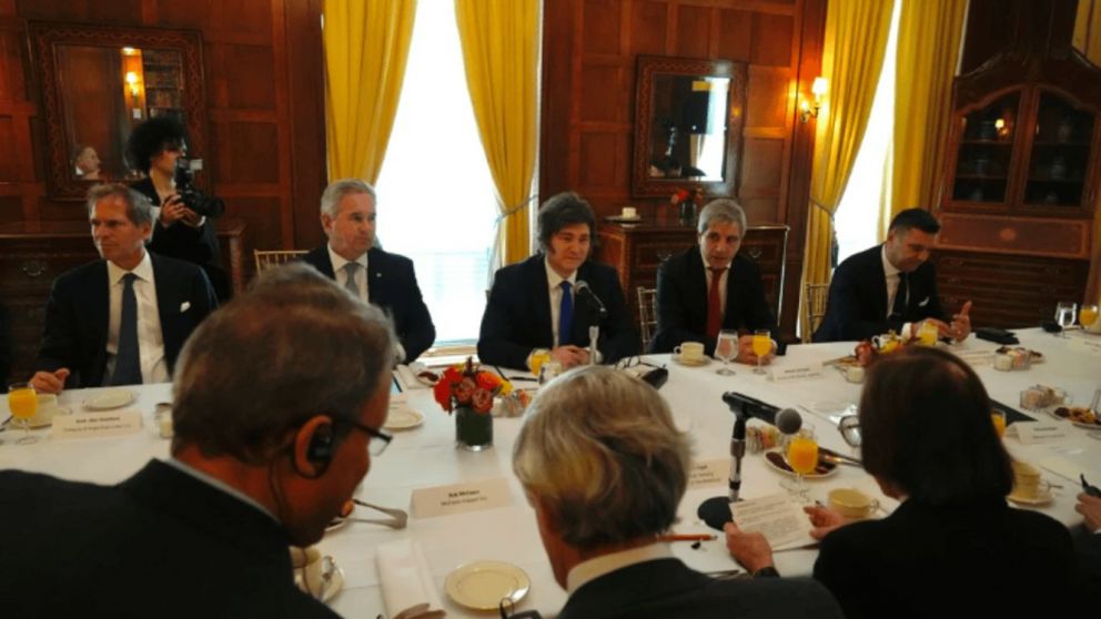 Milei y la comitiva dan el presente en el Council of the Americas en Nueva York