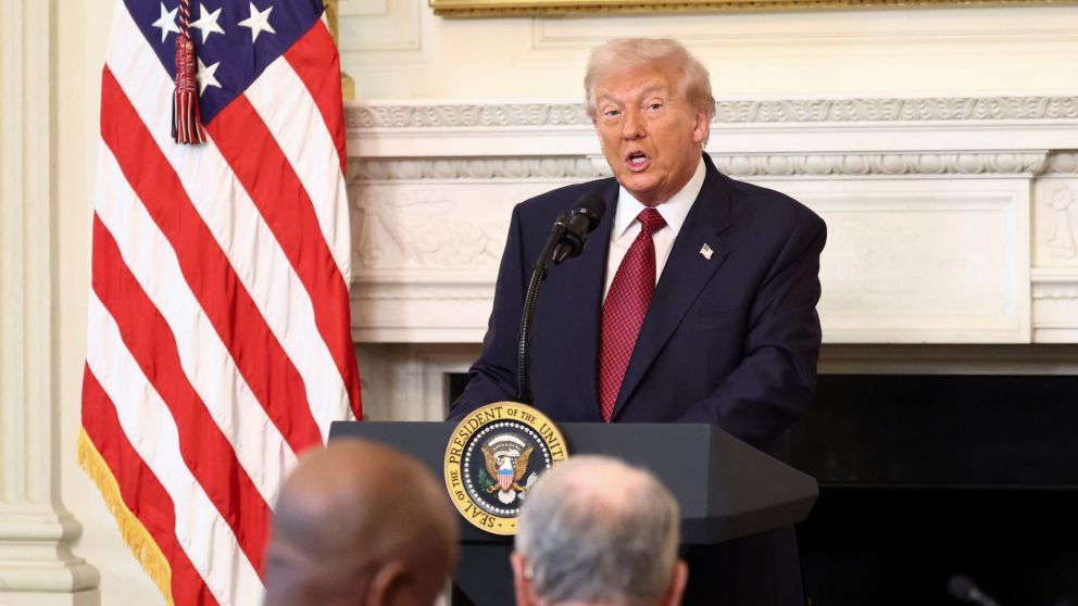 Trump recibió ayer en la Casa Blanca a senadores de su partido