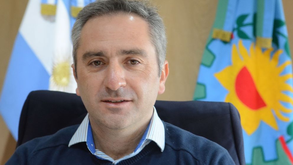 Larroque en referencia a la ayuda de Trump a Milei: “Nos gobierna una fuerza de ocupación”.