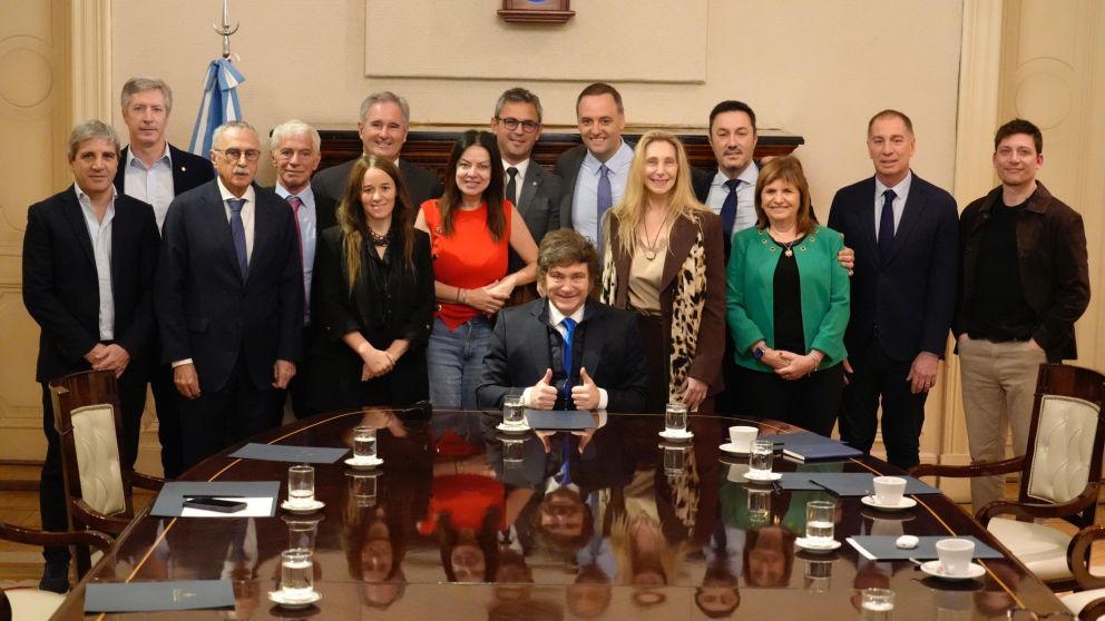 Javier Milei encabezó una reunión con su Gabinete en Casa Rosada.