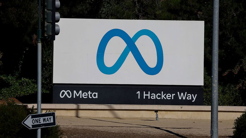 Meta sufre su peor jornada bursátil desde 2022 por el aumento de sus costos en inteligencia artificial.