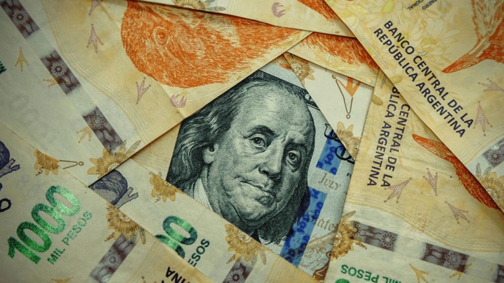 �Por qu� las casas de apuestas legales de Argentina solo aceptan pesos?