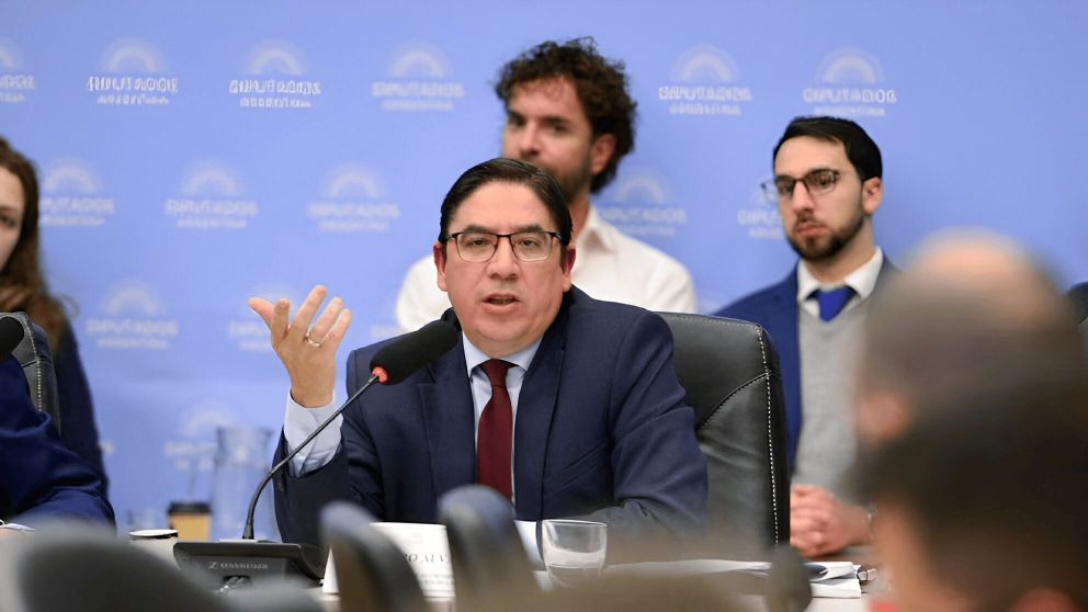 El subsecretario de políticas universitarias, Alejandro Álvarez