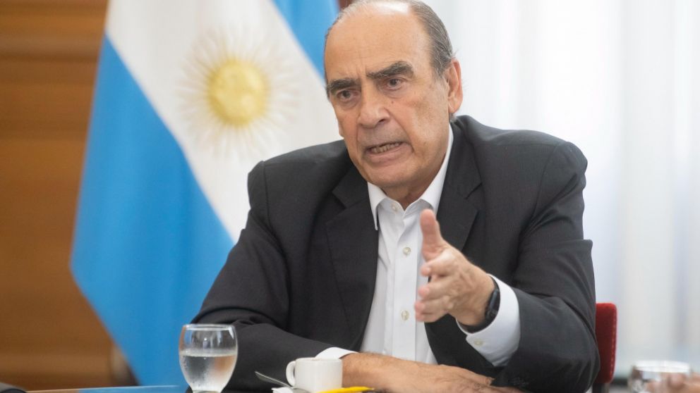 El Senado de la Naci�n invit� a Guillermo Francos a terminar su informe de gesti�n tras abandonar el recinto entre gritos e insultos