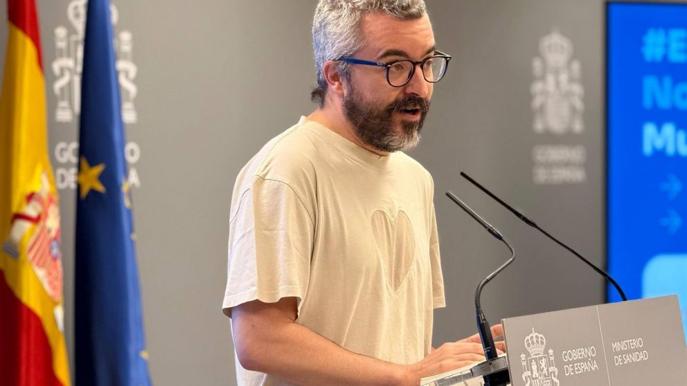 sanidad garantizará acceso al sistema de salud a migrantes sin papeles antes de fin de año