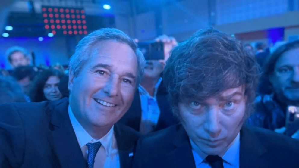 Javier Milei y Pablo Quirno durante la campaña electoral.