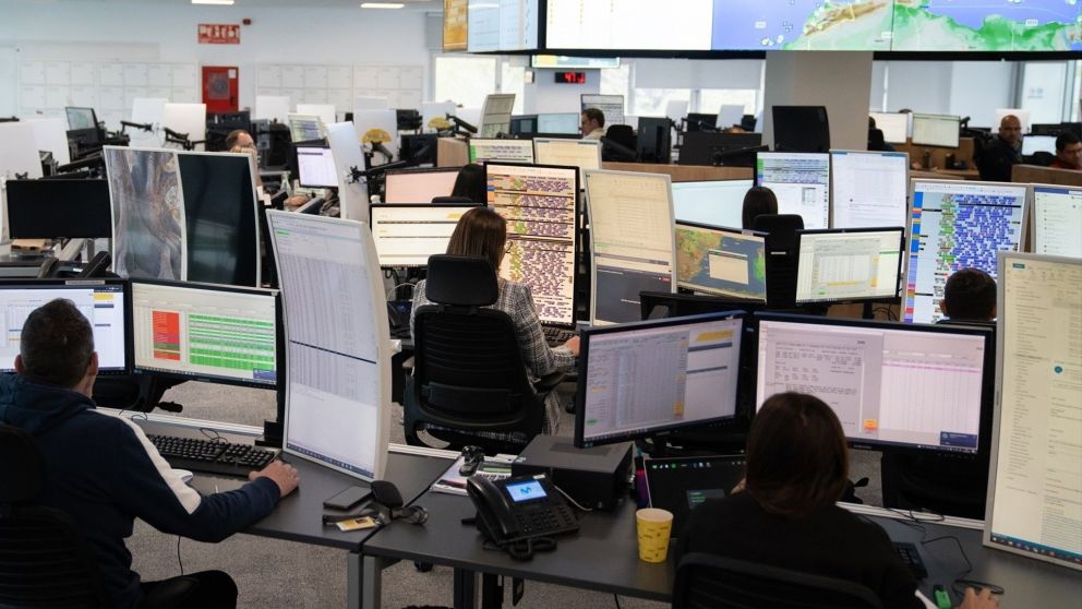 La cultura del '9-9-6' no es generalizada, pero refleja una mentalidad corporativa que valora la entrega absoluta.