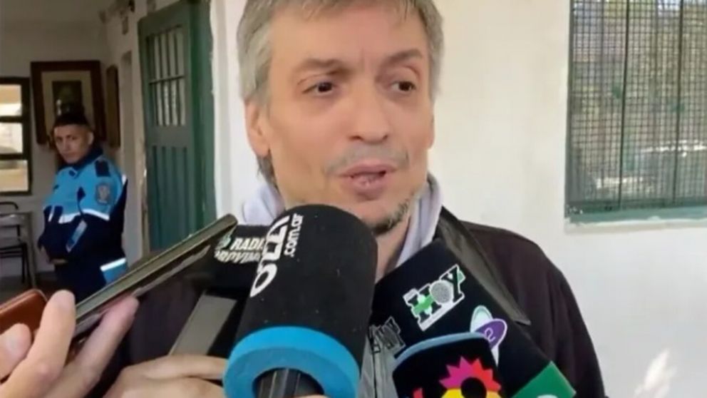 Máximo Kirchner votó en la provincia de Buenos Aires