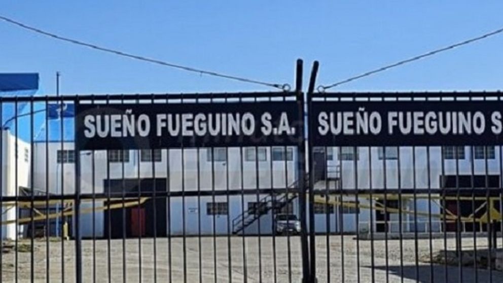 Sueño Fueguino despidió a 35 trabajadores denuncia que se debe a que tiene retenidas 700 toneladas de mercadería que no puede entrar al continente