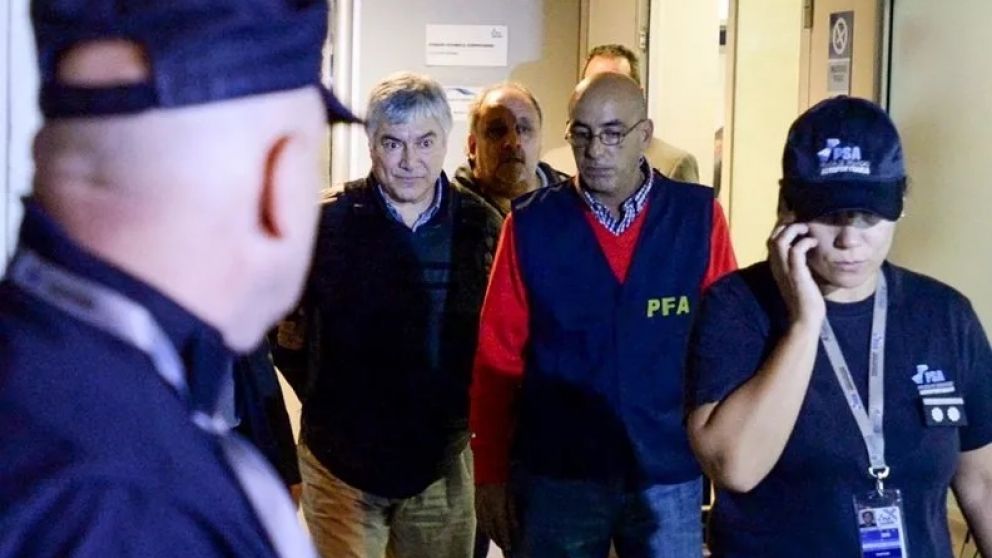 Lázaro Baéz, trasladado desde Sant Cruz