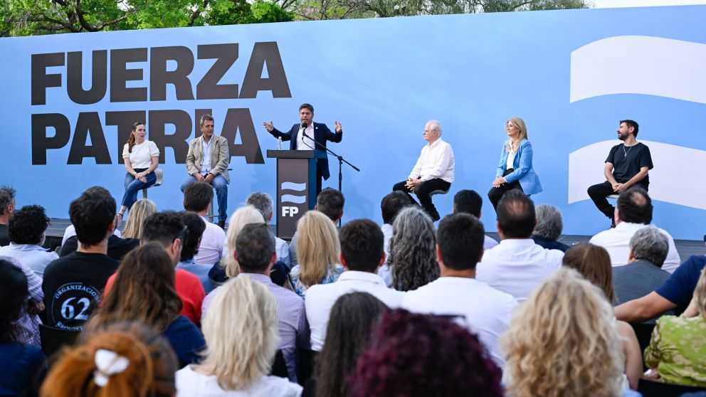 Fuerza Patria cerró su campaña en la sede de la UNSAM de San Martín.
