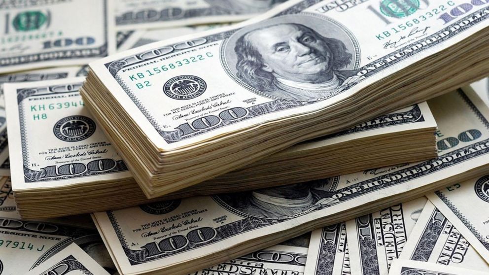 Dolar arriba de $1.500.