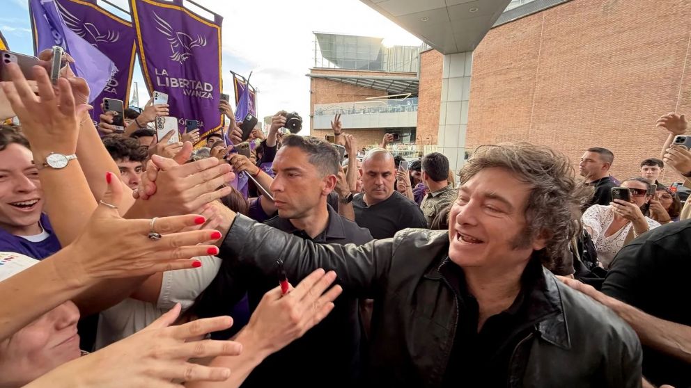 Javier Milei da sus últimos pasos de la campaña.