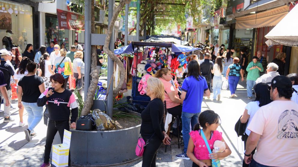 Ventas minoristas cayeron 3,5% en el D�a de la Madre.