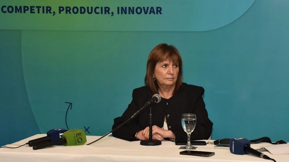 Argentina y el FBI sellan un acuerdo antiterrorista.