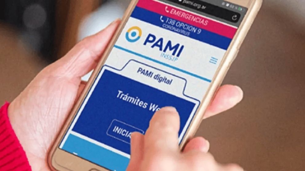C�mo usar el nuevo bot�n de emergencia para jubilados de PAMI.