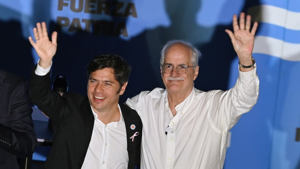 Kicillof aseguró: "No cambio ni un minuto en los barrios junto a los trabajadores y los empresarios pymes de la provincia por ningún flash ni abrazo de presidentes extranjeros”.