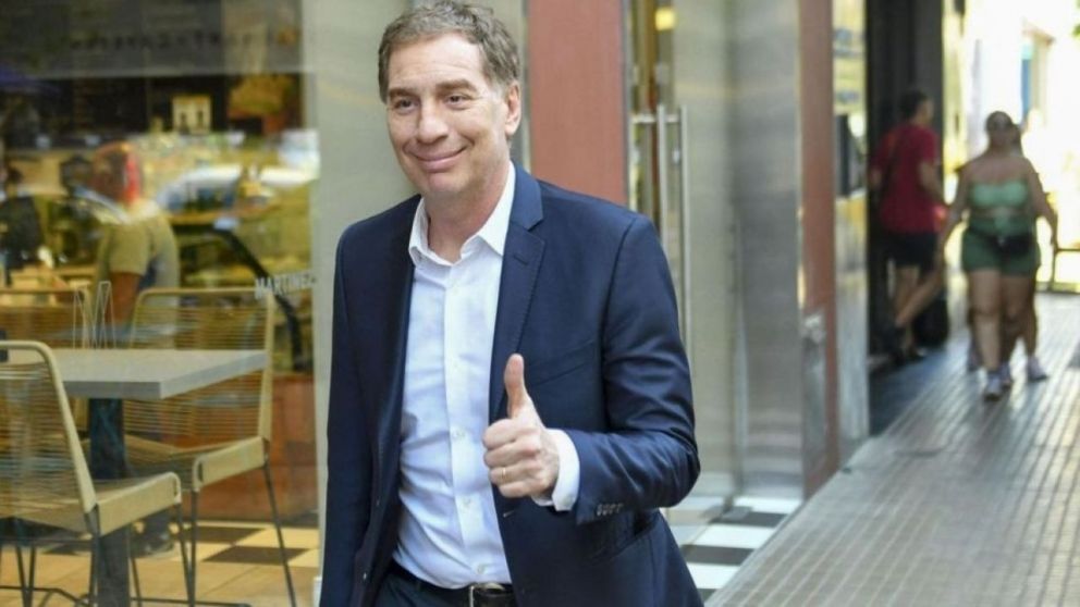 Se esfuman las chances de que figure la imagen de Santilli