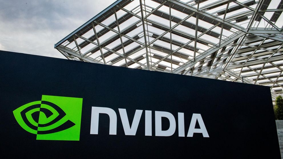 El consejero delegado de Nvidia, Jensen Huang, ha lanzado una advertencia sobre la posición de Estados Unidos en la carrera por la inteligencia artificial (IA)