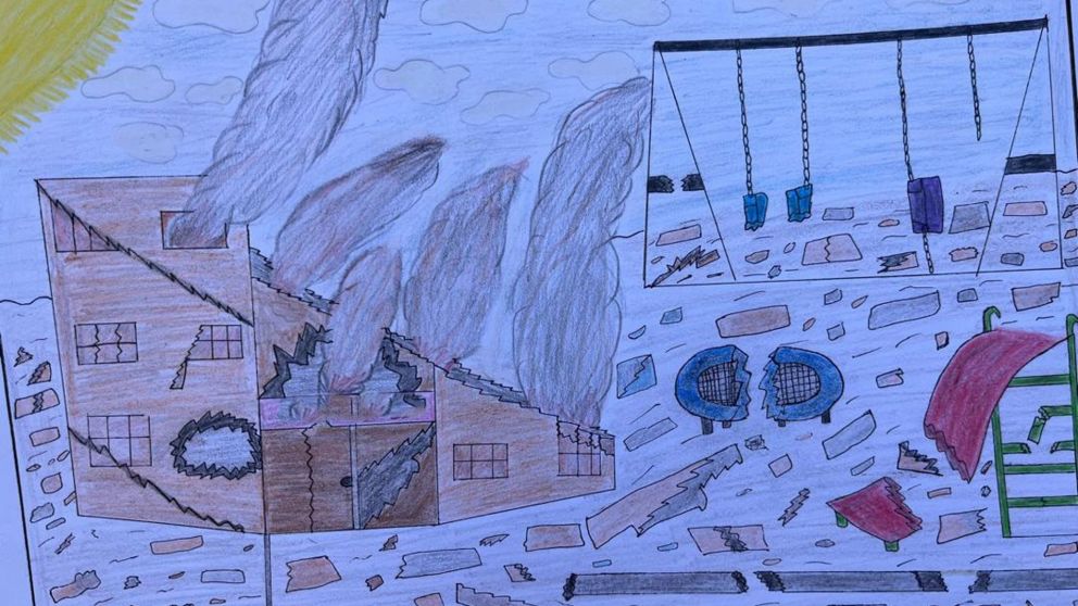 dibujos de niños de gaza revelan sueños entre escombros