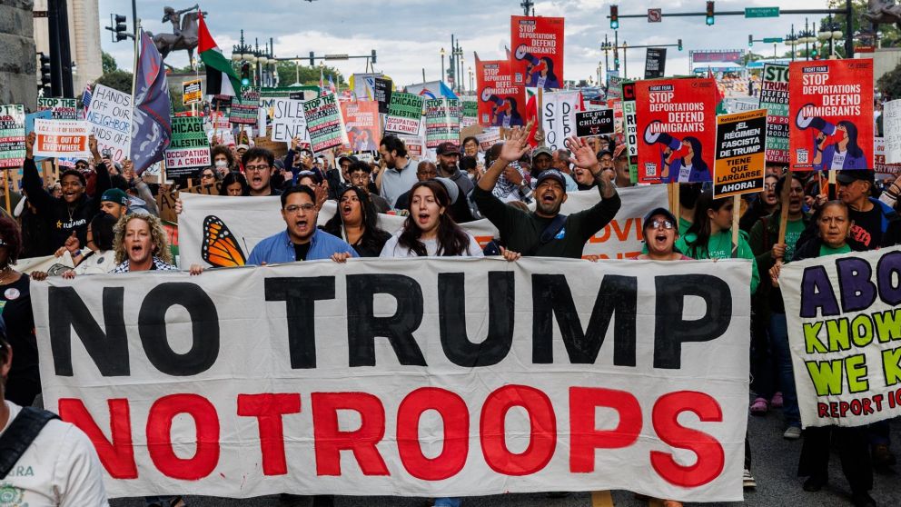 trump despliega 400 soldados de la guardia nacional en oregón e illinois