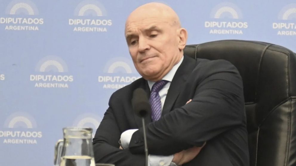 Espert, sin margen para ser candidato