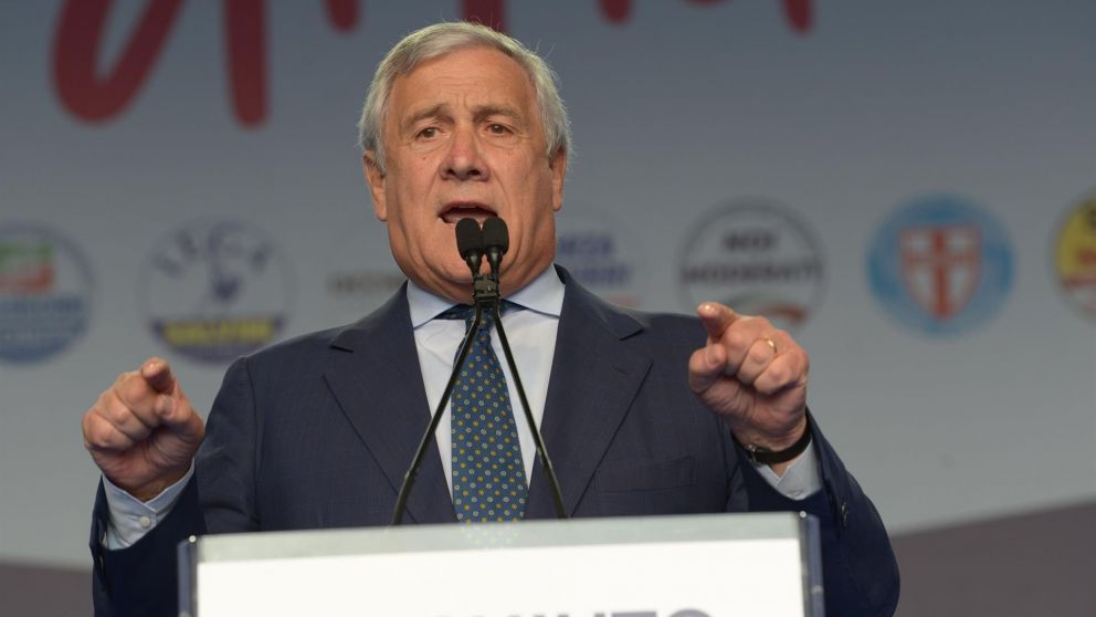 italia y grecia instan a la flotilla a detener su avance hacia gaza