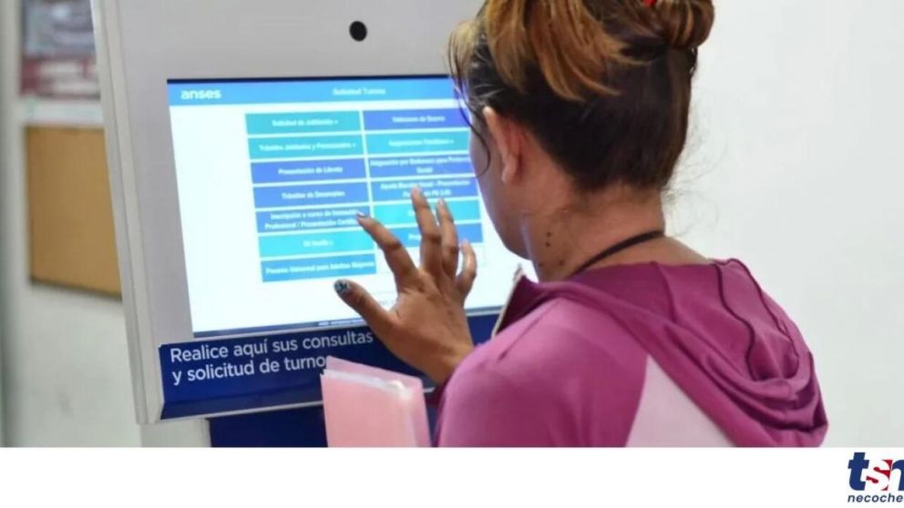 ¿Qué pasará con los extras de AUH octubre? (Imagen ilustrativa).