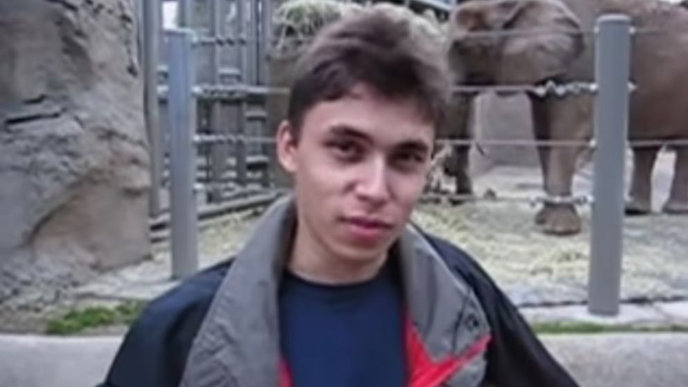Me at the zoo (Wikipedia)