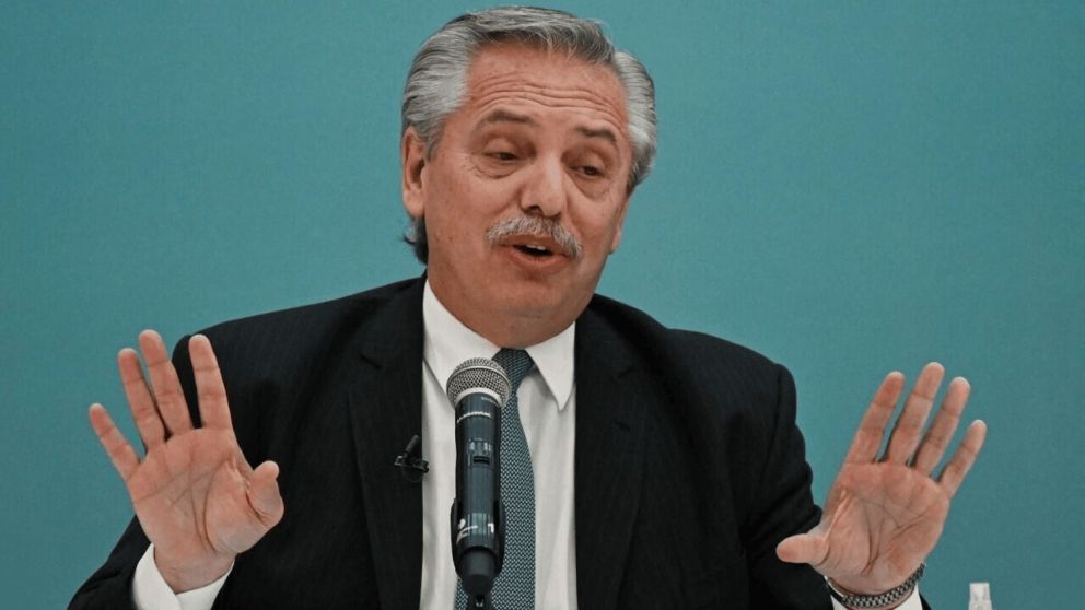 Alberto Fern�ndez no se la dej� pasar a los Milei.