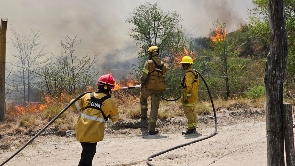 Alerta máxima por incendios en Córdoba.
