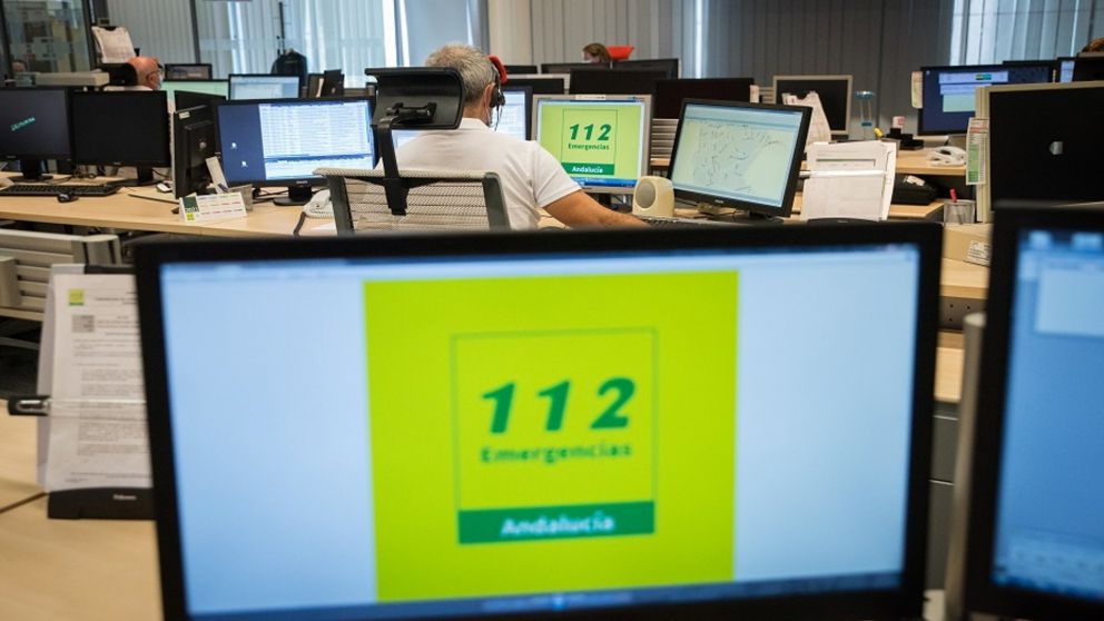 Un tr�gico accidente en Sanl�car de Barrameda dej� sin vida a un hombre de 37 a�os tras chocar su motocicleta con un caballo en una rotonda.