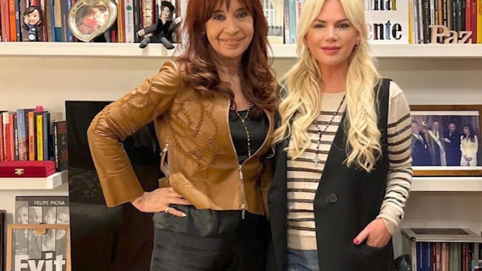 Cristina: �En el a�o 2023 conoc� y compart� una cena con Esmeralda Mitre en la casa de un amigo en com�n".